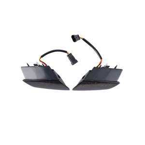 Parti e accessori moto Yongjin indicatori di direzione anteriori luci led per <span class=keywords><strong>Vespa</strong></span> GTS125 <span class=keywords><strong>250</strong></span> 300 <span class=keywords><strong>GTV</strong></span> <span class=keywords><strong>250</strong></span> 300 2023 - Product Image 3