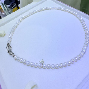 Collier pour femme M Butterfly avec perle d'eau douce Aurora presque sans défaut de 5,5 à 6 mm, boucle en argent pur à 100%, collection Zhuji - Product Image 2