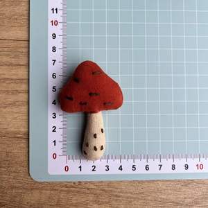 प्यारा कस्टम kawai प्लग कीचेन बैग आकर्षण सहायक उपकरण प्लग कीचेन कस्टम मशरूम गाजर के आकार के कार्टून सहायक - Product Image 6