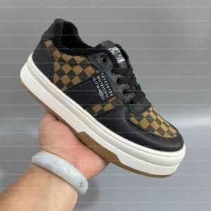 Nouvelles bottes de neige en peluche mélangée style hiver, vente en gros pas chère, chaussures décontractées de marche tendance pour femmes - Product Image 6