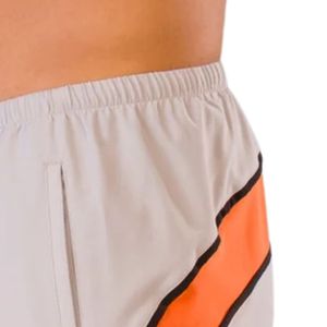 Pantalones Cortos Deportivos para Hombre, Color Gris Claro con Paneles Naranjas, Transpirables, para Entrenamiento, Running, Atletismo, con Bolsillos Laterales - Product Image 5