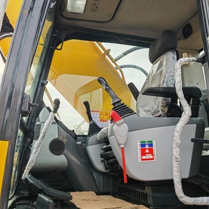 รถขุดมือสอง KOMATSU PC220 1m3 รถขุดตีนตะขาบ Komatsu PC220-8 ความลึกในการขุดถึง 6.74 ม. ใช้งานง่าย - Product Image 4