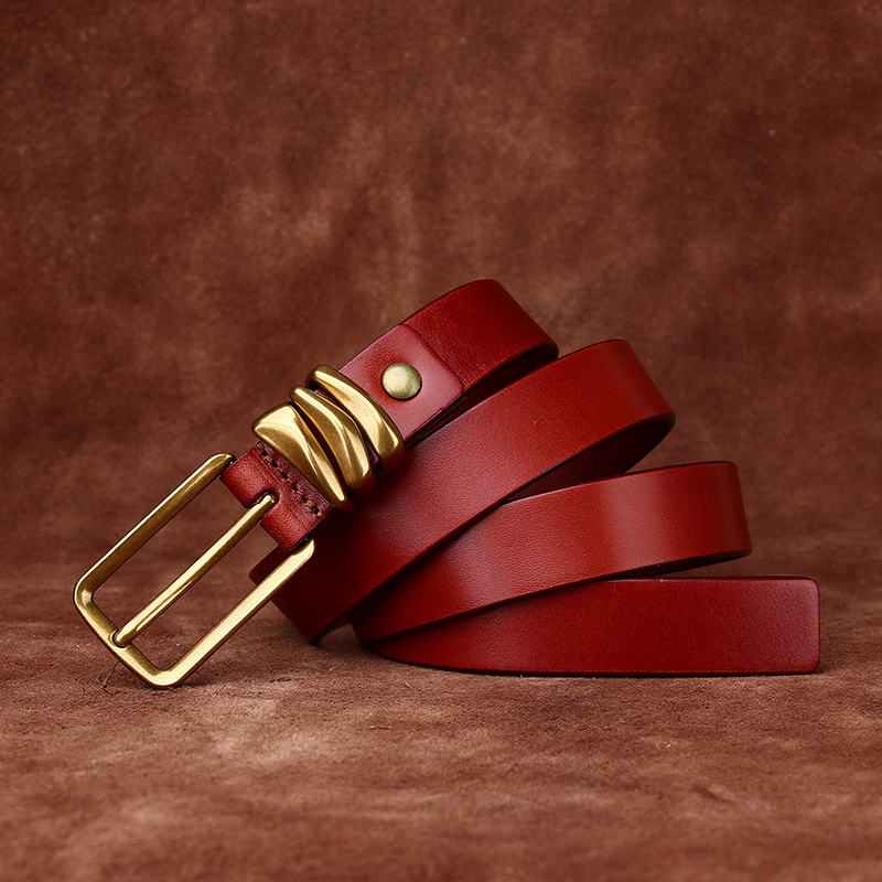 685สีแดงน้ำตาล2.4ซม. กว้าง4มมหนา