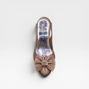 Beige Patent Leather Heeled <b>Sandals</b> With Bow Decoration Closed Toe Block Heel Slip-On Elegant Dress Shoes - Product Image 5