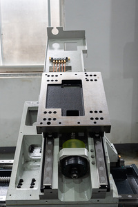 Pasokan pabrik 4 sumbu HT300 <span class=keywords><strong>CNC</strong></span> mengubah mesin miring <span class=keywords><strong>CNC</strong></span> bubut dengan FANUC WF-ET205Y inti komponen Motor - Product Image 6