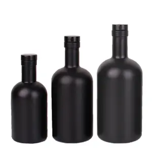 ציור שחור בקבוקי זכוכית וודקה 200 מ""ל 500 מ""ל 700 מ""ל 750 מ""ל 1 ליטר משקאות חריפים משקאות חריפים וודקה אוסלו