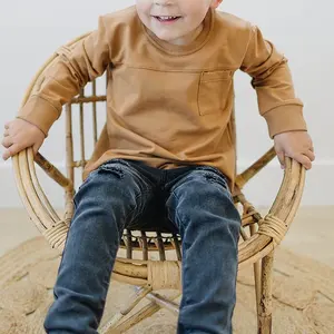 OEM थोक वसंत शरद ऋतु के लिए यूनिसेक्स ठोस कपास बच्चों लंबी आस्तीन आकस्मिक बच्चों को टी शर्ट