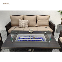 Ensemble de canapé de jardin en rotin tressé moderne BHR à trois places avec table foyer pour usage extérieur en cour