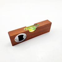 Ouvre-bouteille en bois personnalisé en gros, ouvre-bouteille multifonctionnel simple et portable pour l'extérieur avec poignée en bois