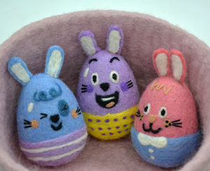 Ornements de Pâques en feutre faits à la main mignons avec un lapin, décoration de Pâques en feutre de laine douce pour la maison, vente en gros - Product Image 4
