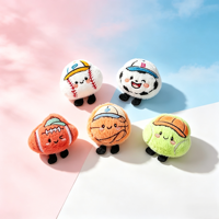 Pendentif en peluche original et mignon sur le thème des ballons de sport, porte-clés pour sac à dos féminin, breloque football, petite poupée en peluche pour la décoration de sac