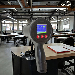 Draagbare huishoudelijke medische intraveneuze locator infrarood aderdetector kunststof koffer ISO9001 gecertificeerd RJC merk voor thuisgebruik - Product Image 1