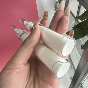 Repulpeur de lèvres instantané extrême en forme de <span class=keywords><strong>seringue</strong></span>, contenant personnalisé avec logo, hydratant végétalien à l'acide hyaluronique, marque privée - Product Image 4