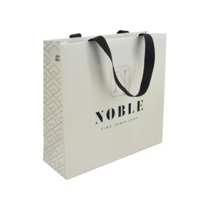 Bolsa de <span class=keywords><strong>Regalo</strong></span> de Cartón Blanco de Alta Gama con Logotipo Personalizado para Joyería <span class=keywords><strong>y</strong></span> Ropa, con Laminado Mate, Recubrimiento UV <span class=keywords><strong>y</strong></span> Esponja - Product Image 4