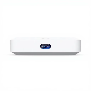 Passerelle Ubiquiti UCG-MAX 512 Go SSD NVMe, 4x 2.5G LAN, 1x 2.5G WAN - Product Image 1