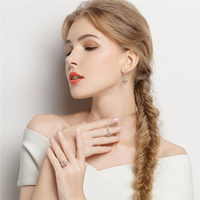 Vente d'usine 925 argent Sterling oxydé cristal abeille collier boucles d'oreilles et bague ensemble de bijoux