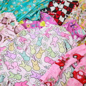 Vente en gros RTS Nouveau-né Boîte surprise Vêtements pour bébé Col rond Haute qualité Coton uni personnalisé Unisexe Combinaison bébé avec poche - Product Image 4