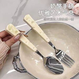 Ensemble de 3 pièces de luxe léger (couteau/fourchette/cuillère), cuillères à dessert mignonnes pour le fromage, couverts à steak en acier inoxydable - Product Image 2