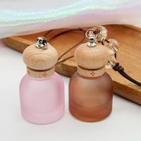 Diffuseur de parfum pour voiture en bois avec bouchons suspendus, flacons de parfum brillants vides de 10 ml