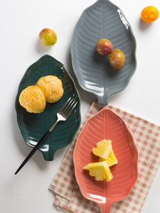 Assiette créative en feuille de banane, macarons pour restaurant hôtel, vaisselle en céramique, vaisselle belle assiette Unique - Product Image 2