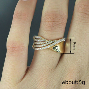 Anello dal Design Punk Lineare, Stile Unico per Donne - Product Image 4