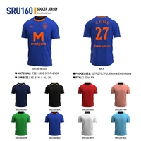 En stock, uniforme de football en jacquard à rayures fines, vente en gros, logo personnalisé, maillot de football à manches raglan, maillot de football pour l'entraînement et les matchs