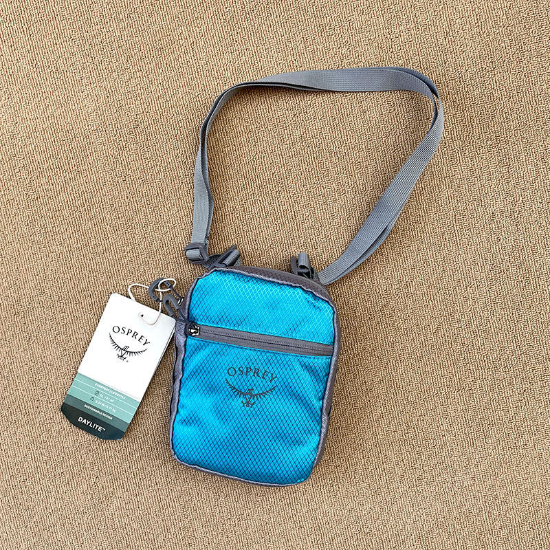 Light blue gray contrast