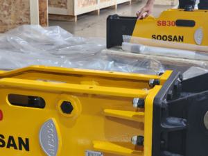 Para martillos hidráulicos SOOSAN SB30, tipo caja, martillo silencioso, garantía de un año, repuestos gratuitos, caja de herramientas, Kits de sellado que incluyen - Product Image 2