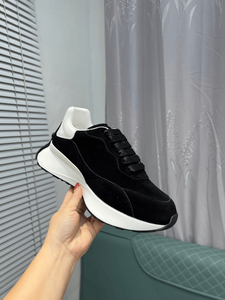 Alexander - Zapatillas Deportivas Unisex de Plataforma con Suela Gruesa y Parte Superior Baja, en Gamuza, con Mc. Calzado Casual con Cordones y Tacón en Contraste para el Día a Día de la Reina - Product Image 3