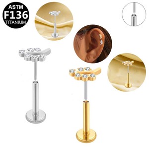 Boucles d'oreilles clous en titane F136, bijoux de piercing en titane pur pour usage quotidien, couleur or et argent, serti à griffes, améthyste - Product Image 4