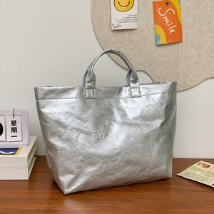 Bolsa Tote de PVC Moderna para Mulheres, Leve, Grande, Listrada, Ideal para Praia no Verão - Product Image 6