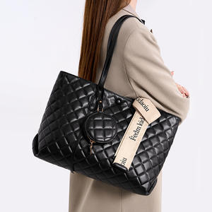 High-end PU Leather Purses and Handbag Large Capacity Tote Bag Women's <b>Quilted</b> Shoulder Bag Lightweight Crossbody Tote Bags - Product Image 1