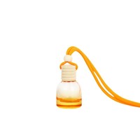 Moins cher prix 10ml suspendu verre voiture diffuseur de parfum bouteille pendentif rond voiture diffuseur bouteille parfum avec fils et bouchons