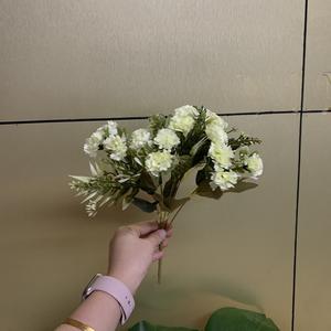 Venta al por mayor <span class=keywords><strong>precio</strong></span> barato Clavel pequeño mini <span class=keywords><strong>ramo</strong></span> de flores artificiales 5 ramas para celebraciones del Día mensual - Product Image 5