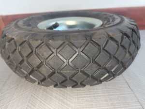 Nouvelles roues en caoutchouc polyuréthane pleines 4.10/3.50-4, anti-crevaison, sans air, avec roulement à billes 5/8, pour chariot à main/chariot de transport, capacité 150 kg - Product Image 3