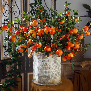 Yihua - Juego de 6 Frutas Artificiales de Granada con Hojas, Decoración para el Hogar, Accesorios de Fotografía - Product Image 1