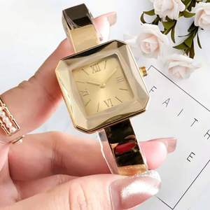 Montre pour femme avec boîtier octogonal doré rétro, cadran vert, chiffres romains, bracelet en métal, élégante, montre de luxe pour femmes - Product Image 5