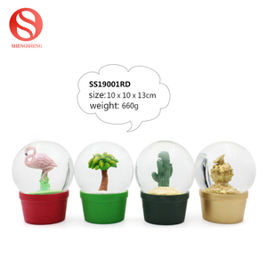 10 cm del árbol de <span class=keywords><strong>coco</strong></span> de recuerdo nieve regalos baratos <span class=keywords><strong>deco</strong></span> resina grande árbol de Palma globo de nieve - Product Image 3
