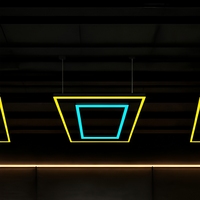 Luminaire linéaire LED suspendu commercial, lampe suspendue géométrique pour les zones d'entraînement en salle de sport