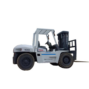 Montacargas Usado con Contrapeso, Desplazador Lateral Hidráulico, Diésel, Altura de Elevación de 4.5 m, 10 Toneladas, Motor Isuzu, Neumáticos Sólidos, TCM FD100 - Product Image 1