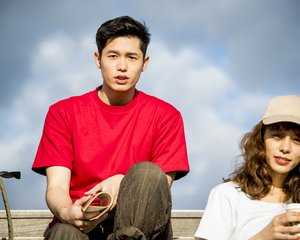 เสื้อยืดคอกลมแขนสั้นขายดี 190GSM ผ้าฝ้าย 100% สำหรับผู้ชาย รับสกรีนโลโก้ - Product Image 2