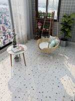 Extérieur de maison moderne 600*600mm 24*24 pouces Carreaux de porcelaine de terrazzo artificiel poli Parquet antidérapant pour usage intérieur et extérieur