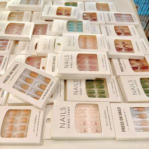 กล่องแบบกำหนดเอง คุณภาพสูง ABS 24 ชิ้น เล็บปลอมแบบกดติดสั้นทรงเหลี่ยม ใช้ซ้ำได้ ผู้จำหน่ายปลายเล็บปลอม - Product Image 6