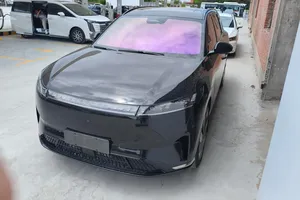 <span class=keywords><strong>Epi</strong></span> 008 210 Max EREV 2024 Usado, SUV de 6 Plazas, Gran Autonomía, Coche Familiar, Listo para Exportación, Negro sobre Naranja - Product Image 2
