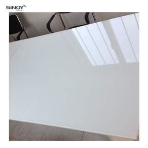 Panneau de verre trempé givré blanc opaque à structure solide pour application hôtelière - Product Image 1