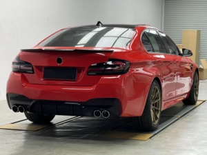 Kit di Conversione Carrozzeria per BMW <span class=keywords><strong>Serie</strong></span> 5 F10 F18 2010-2017 Aggiornamento allo Stile F90 LCI M5 Paraurti Fari Fanali Posteriori Cofano Parafango - Product Image 3