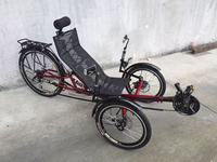 Fauteuil inclinable à trois roues Tricycle de 26 pouces Vélo couché pliable Velomobile rembourré