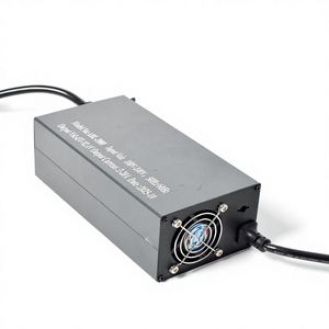 <span class=keywords><strong>Chargeur</strong></span> intelligent de batterie au <span class=keywords><strong>lithium</strong></span> 10-92,4 V avec tension réglable (36 V, 48 V, 60 V, 72 V) et courant réglable (3-20 A) - Product Image 6