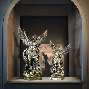 Statua di San Michele Arcangelo in Resina Dipinta a Mano, Scultura Personalizzata, Dio Greco della Guerra, Regalo Religioso, Modello per Interni - Product Image 4