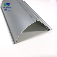 Volets roulants d'extérieur modernes en aluminium à lamelles verticales, stores accordéon en tissu, persiennes durables à chaîne pour fenêtre
